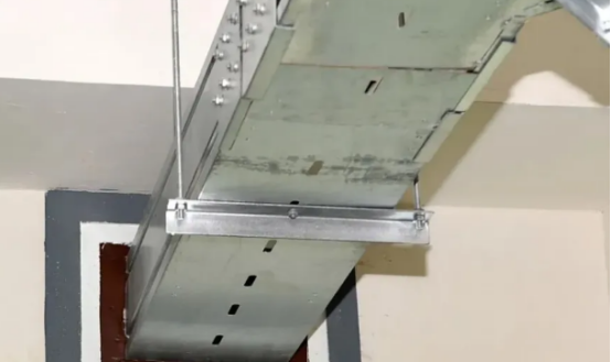 電纜槽盒安裝要求有哪些，彎曲半徑和跨距相關(guān)介紹